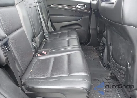 2018 Jeep Grand Cherokee Overland 4X2 из США, поврежденный, VIN 1C4RJECG5JC197225